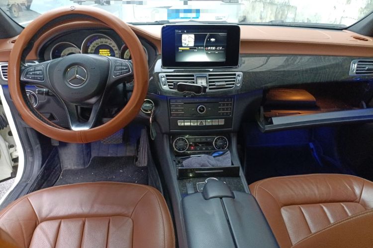 Used Mercedes-Benz CLS 2015 CLS 320 Center Console