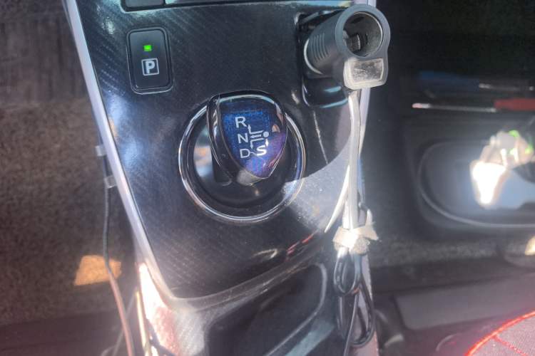 Used Toyota Corolla 2017 Revised Dual-Engine 1.8L E-CVT Leading Edition