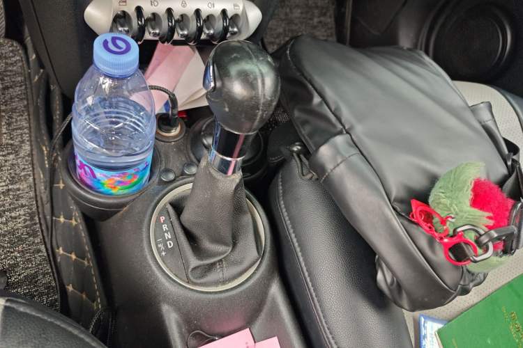 Used MINI 2010 1.6L COOPER Cheer Gear Lever