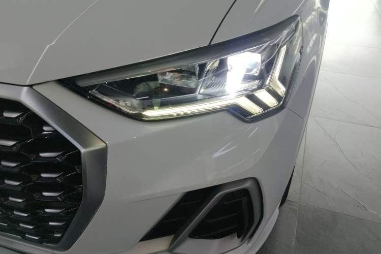 Used Audi Q3 Sportback 2020 40 TFSI Fashion Model
