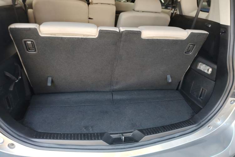 Used Mazda Mazda 5 2013 2.0L Automatic Comfort Edition