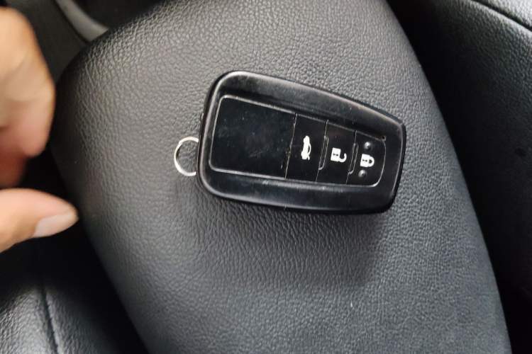 Used Toyota Levin 2019 185T CVT Luxury Edition China VI Standard Vehicle Key