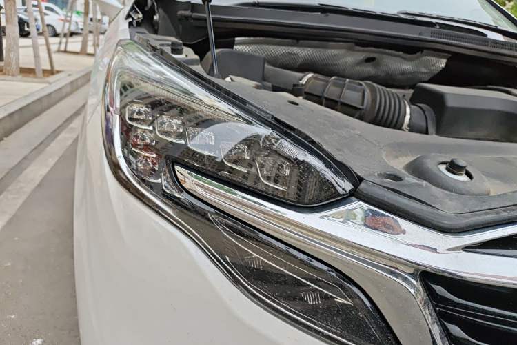 Used Buick GL8 2021 ES Landtrek 653T Comfort Edition
