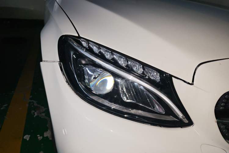 Used Mercedes-Benz C-Class 2017 C 180 L Sport Edition Right Front Headlight