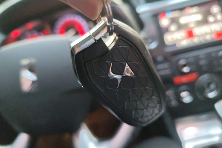 Used DS 6 2016 1.6T Luxury Edition THP160