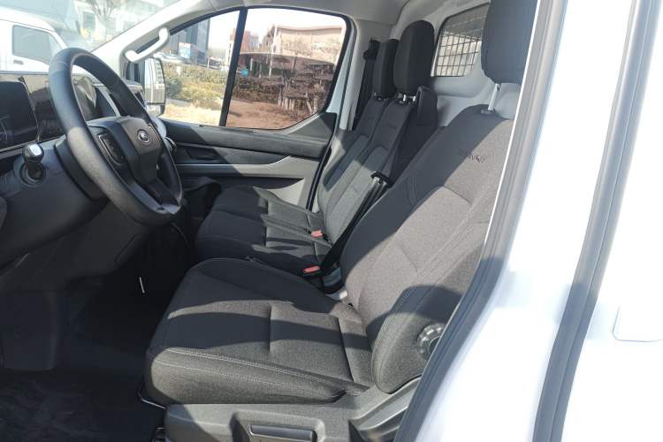 Used Ford Transit 2023 2.0T Diesel Manual Van Mid-Chassis Mid-Roof 2/3 Seats