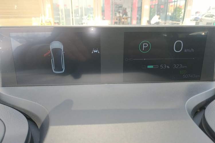 Used Toyota bZ3 2023 616 km Long-Range Premium
