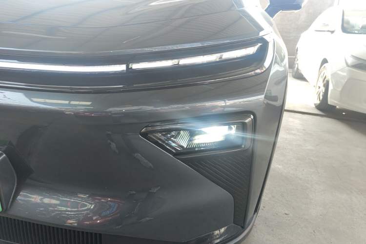 Used Livan Livan 7 2023 605 km ZHU FENG