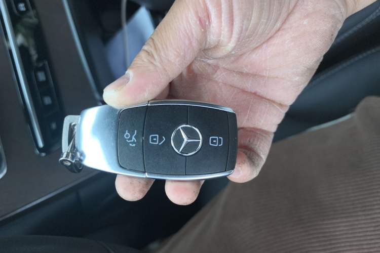 Used Mercedes-Benz GLC 2020 Facelift GLC 260 L 4MATIC Luxury Edition
