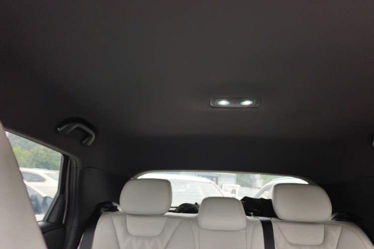 Used BYD Dolphin 2023 420 km Free Version
