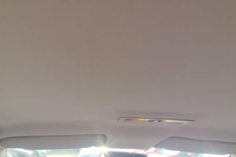 Used Volkswagen Lavida 2013 Classic 1.6L Manual Fashion Edition