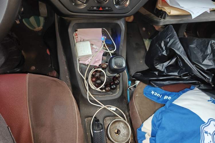 Used Wuling Hongguang 2019 1.5L S Basic Version China VI Standard LAR
