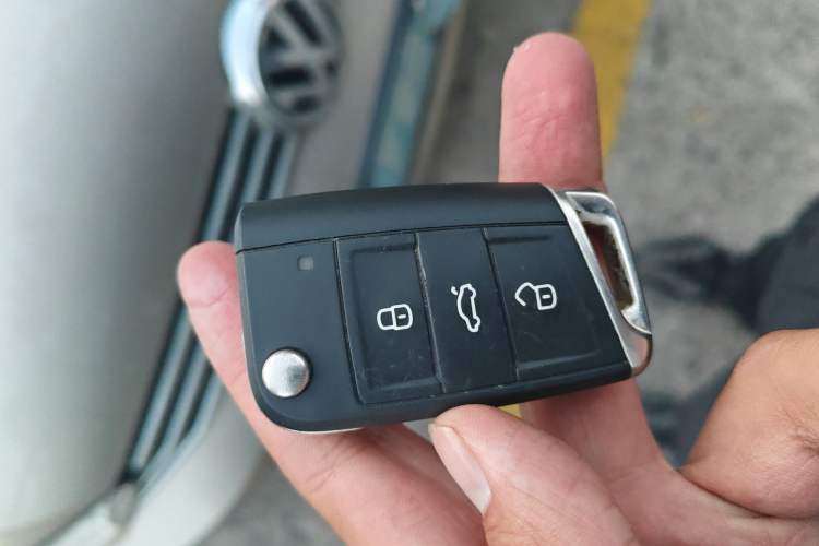 Used Volkswagen Golf Sportsvan 2016 230TSI Automatic Luxury Version