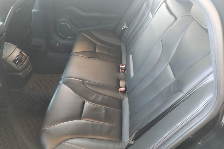 Used Hongqi H5 2019 30TD Dynamic Edition
