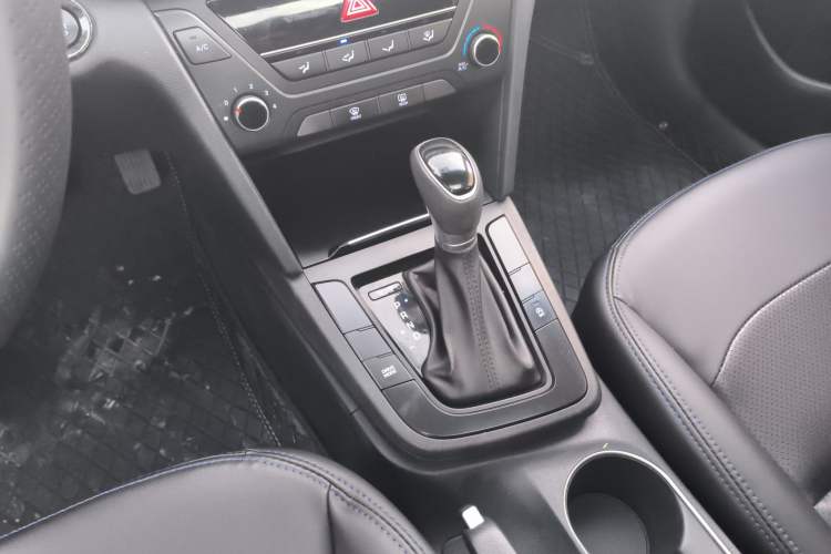 Used Hyundai Elantra (6th Generation / Lingdong) 2018 1.4T Dual-Clutch Xuan Dong · Dynamic Edition
