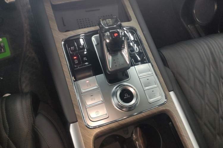 Used Tank 500 2022 3.0T Sport Edition "Creation" Style 7 Seats
