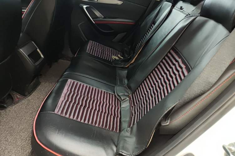 Used CHANGAN CS55 2019 1.5T Automatic Colorful Edition China VI Standard Left Rear Seat