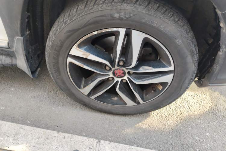 Used BYD Tang New Energy 2015 2.0T Four-Wheel-Drive Flagship Model