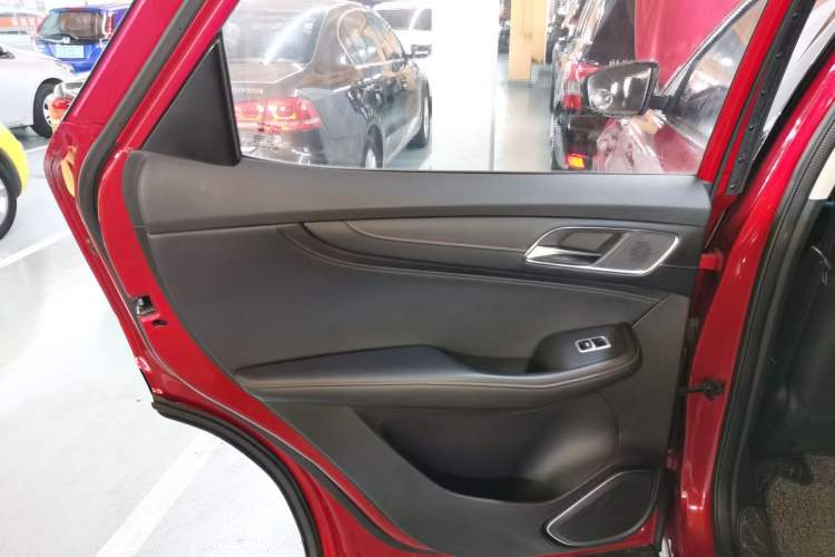 Used MG HS 2019 20T Automatic Two-Wheel Drive Luxury Edition China VI Standard
