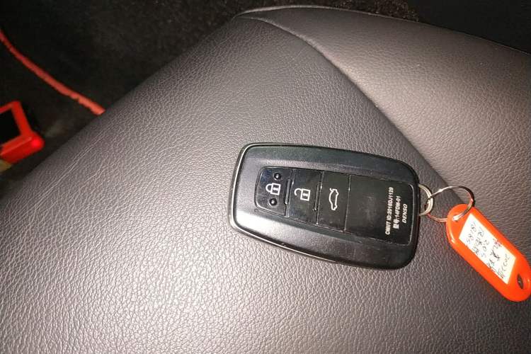 Used Toyota Camry 2021 2.0S FENGSHANG Edition
