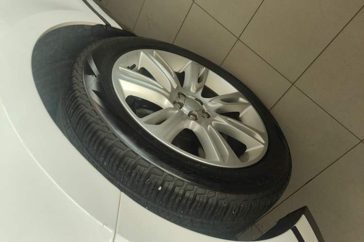 Used Land Rover Range Rover Velar 2022 250 PS Sparkling Heritage Edition
