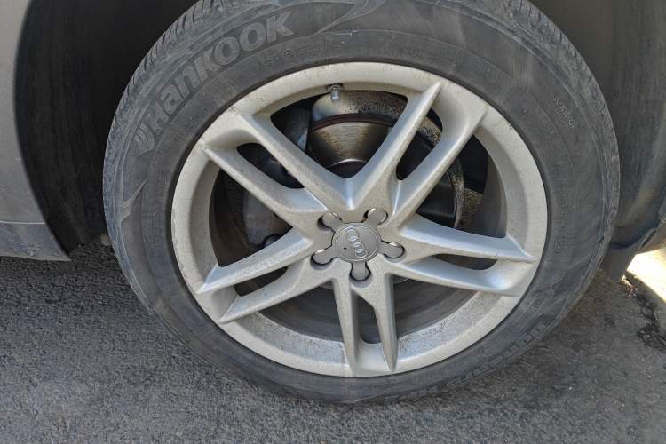 Used Audi Q5 2017 Plus 40 TFSI Technology Model