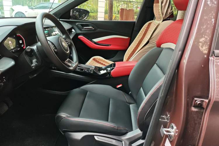 Used MG 5 2021 180 DVVT CVT Youth Luxury Edition Left Front Seat