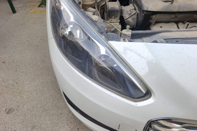 Used Peugeot 308 2014 Enjoy Edition Classic 1.6L Manual YouShang Model Right Front Headlight