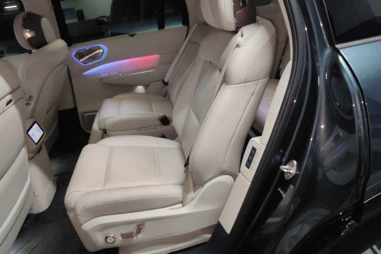 Used Lynk & Co 900 2025 2.0T Ultra