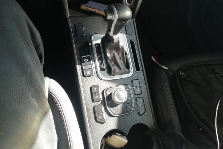 Used Haval H6 Coupe 2018 Red-Label 1.5T Automatic Two-Wheel Drive Luxury Model
