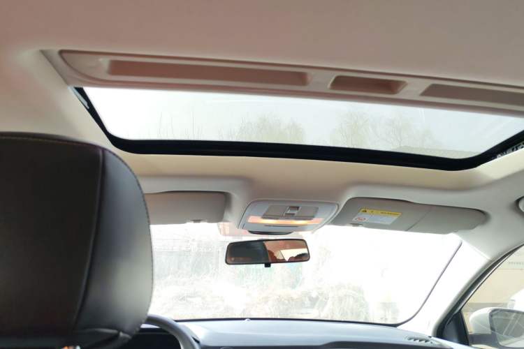 Used Roewe i5 2019 1.5L Manual 4G Connectable Langhao Edition