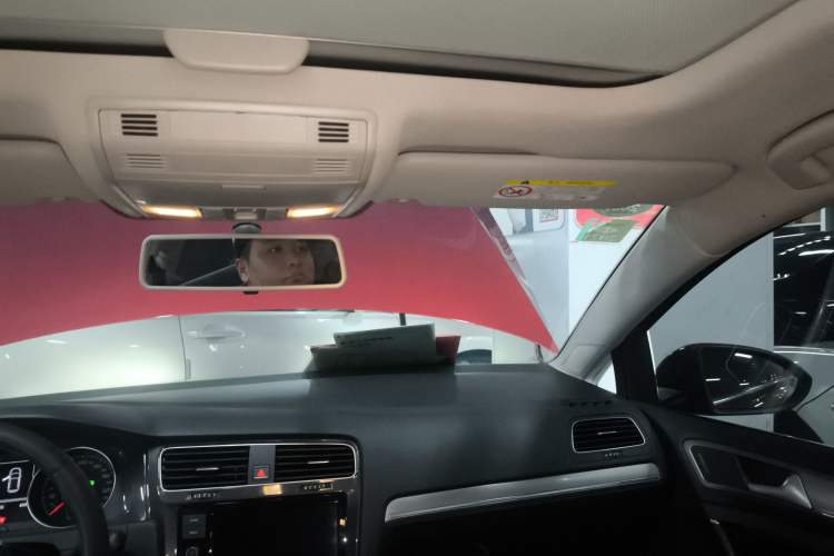 Used Volkswagen Golf 2019 1.6L Automatic Comfort Model China V Standard