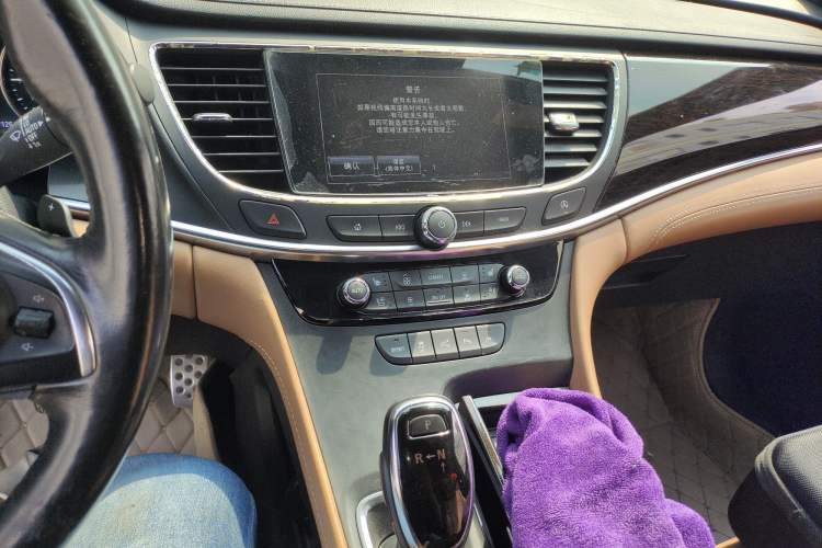 Used Buick LaCrosse 2016 20T Luxury Model
