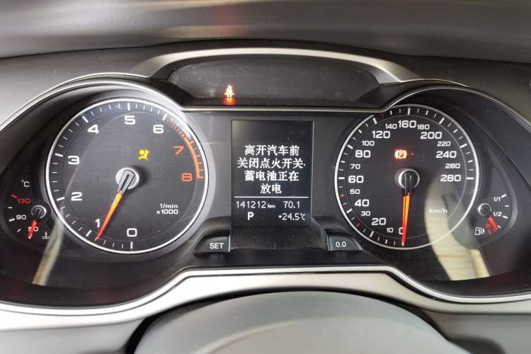 Used Audi A4L 2013 35 TFSI Automatic Standard Model Instrument Cluster