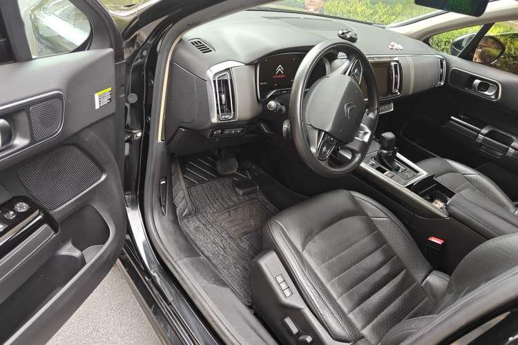 Used Citroen C6 2017 Revised Version 380THP Luxury Edition