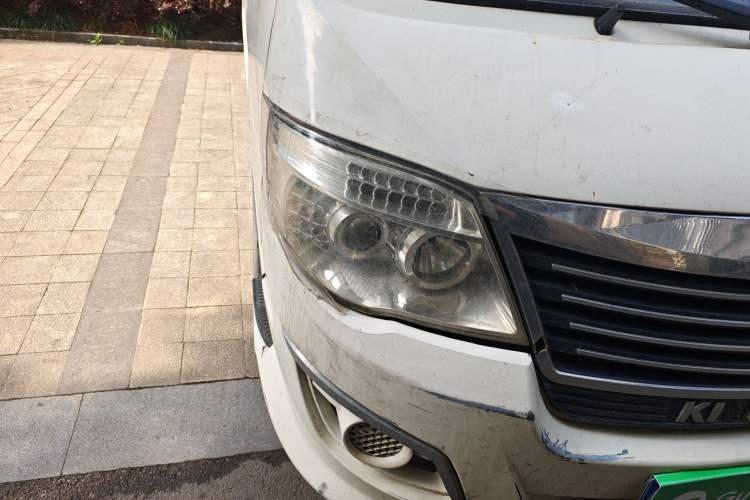 Used King Long Golden Way 2015 2.0L Value-Packed Practical Version 4G21B Right Front Headlight