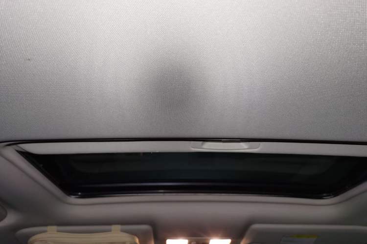 Used Mitsubishi Outlander 2018 2.4L 4x4 Luxury Edition 7-Seater