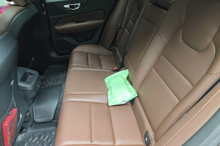 Used Volvo S60 2020 T4 Zhiyi Luxury Edition Left Rear Seat