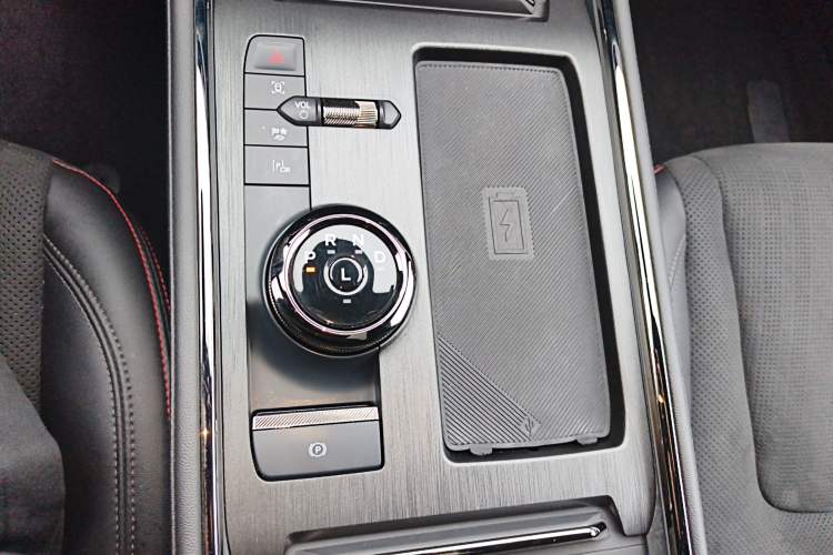 Used Ford Mondeo 2024 2.0T E-Hybrid Sport Edition ST-Line