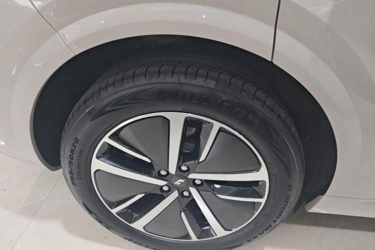 Used Li Auto L6 2024 Max Right Rear Wheel Hub