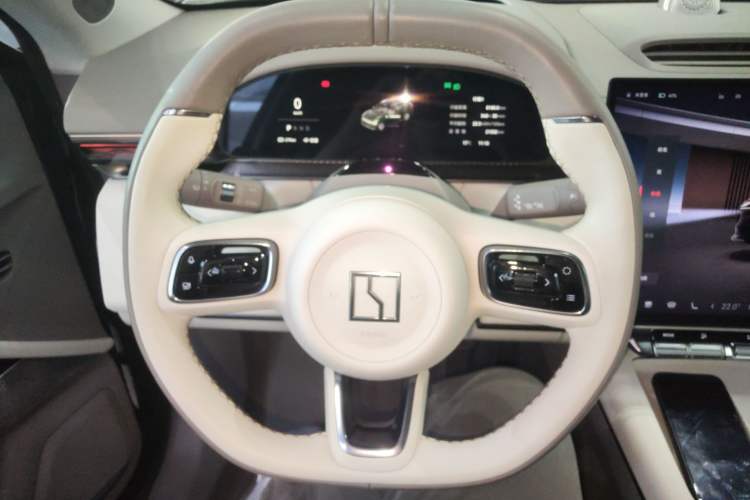 Used Zeekr 7X 2025 100kWh Long-Range All-Wheel Drive Intelligent Driving Version Steering Wheel