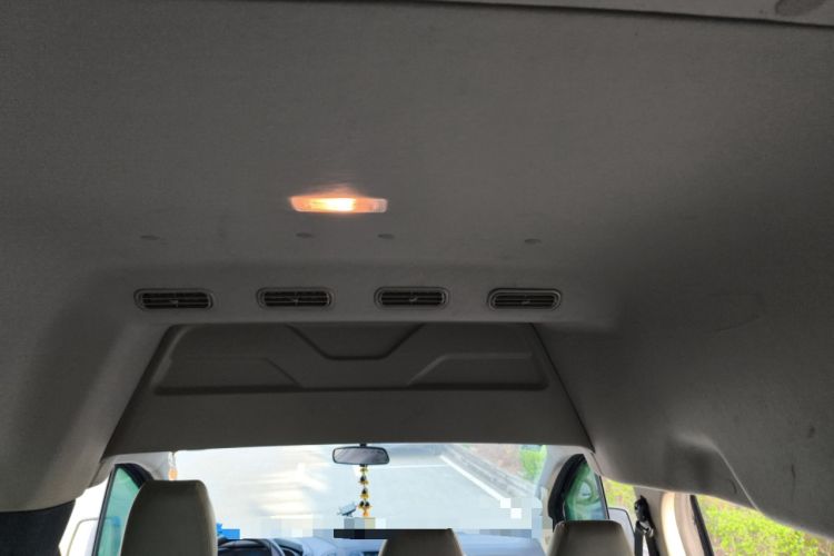 Used Ford Transit 2021 2.0T Diesel Manual Advanced Commercial Traveler Mid-axle Mid-roof 7-Seater China VI
