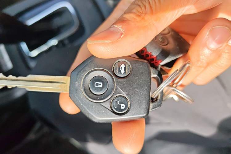 Used Subaru Forester 2013 2.5i Automatic Luxury Edition Vehicle Key