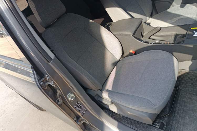 Used Wuling Hongguang New Energy 2025 Extended-Range Hybrid 50 km Utility Version
