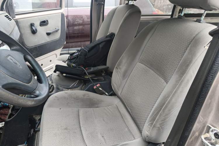 Used Jinbei Hiace X30 2020 1.5L Super-Comfortable Version China VI Standard SWC15M Left Rear Seat