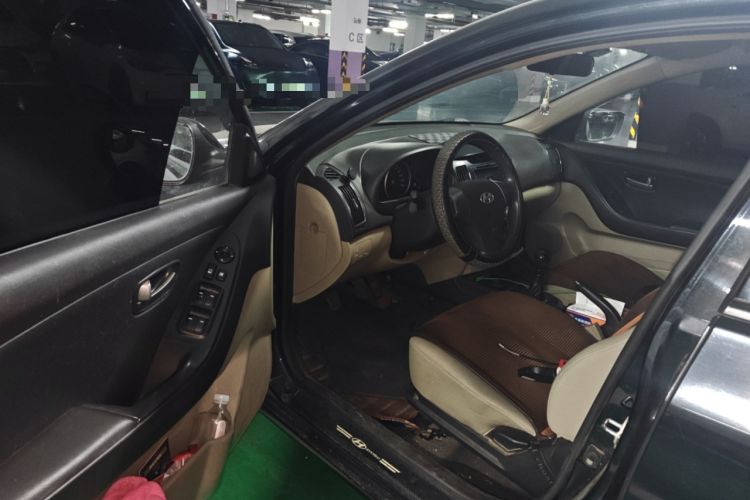 Used Hyundai Celesta 2011 1.6L Manual Comfort Edition