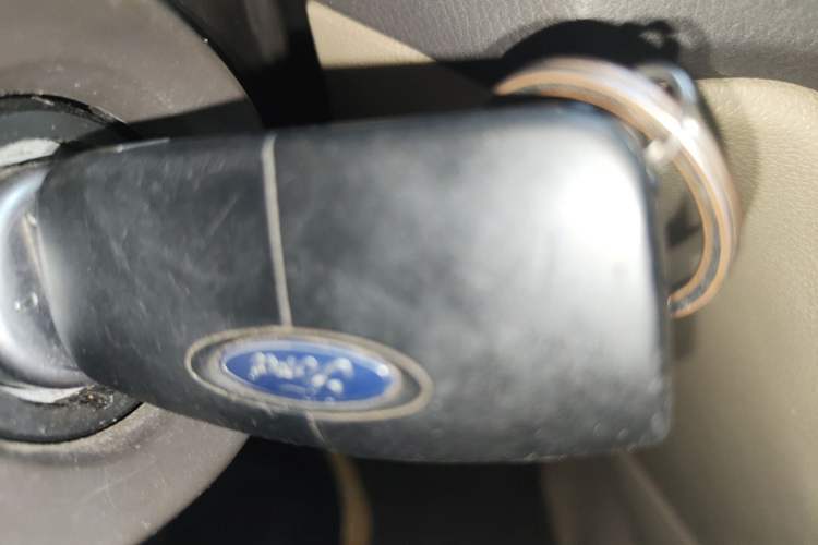 Used Ford Focus 2013 Sedan Classic 1.8L Manual Base Model