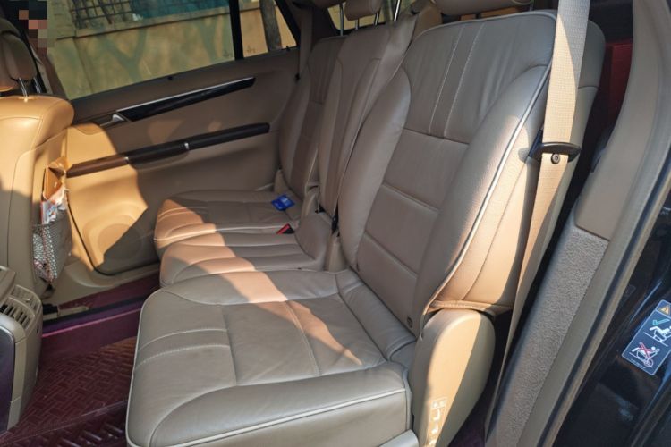 Used Mercedes-Benz R-Class 2017 R 320 4MATIC Business Edition Prestige Model
