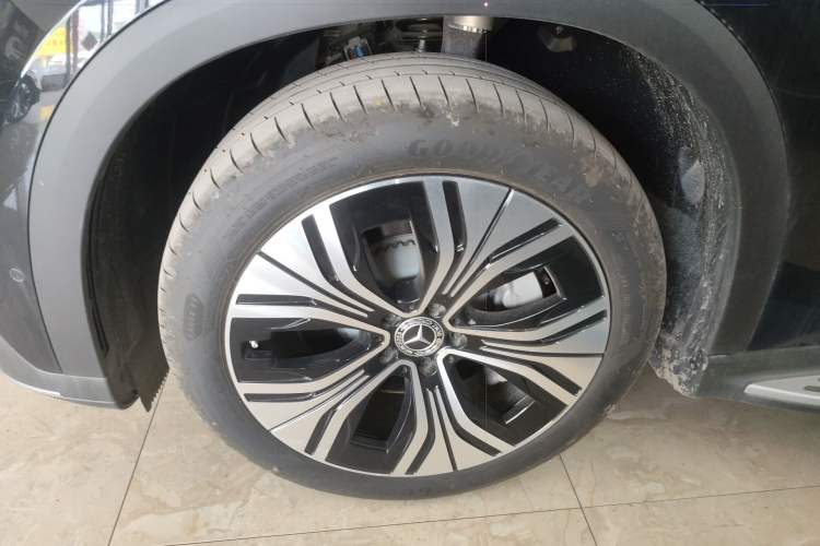 Used Mercedes-Benz EQE SUV 2024 500 4MATIC Luxury Edition Exterior 4