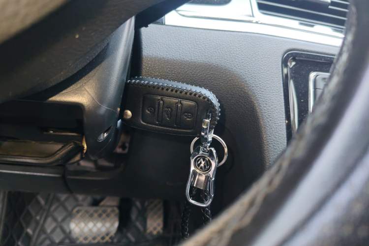 Used Volkswagen Bora 2014 1.6L Automatic Comfort Model
